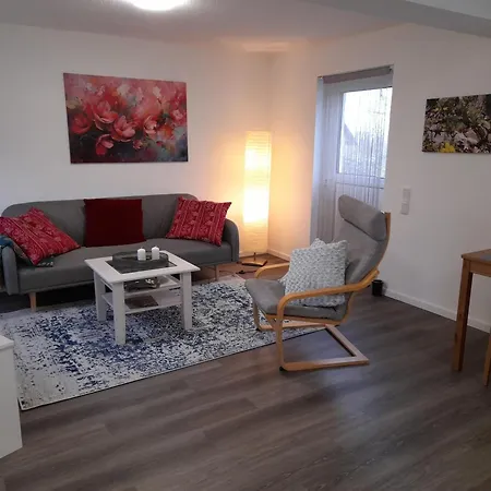 Doppelhaushaelfte Thora Apartment *
